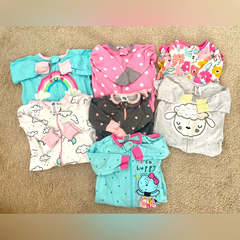 Gerber 7 Pack Sleepers 0-3 months Plus 3 Hats